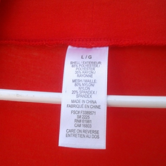 Blouses  set in great condition - Picture 2 of 5